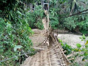 Begini Cerita Korban Jembatan Gantung di Ciamis Putus