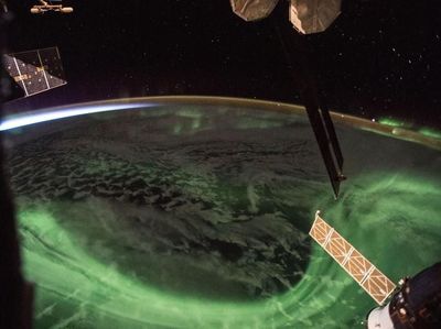 Foto: Indahnya Aurora dari Kamera NASA