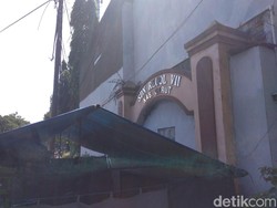 Heboh Gerbang Sekolah Gaib di Garut, Begini Faktanya