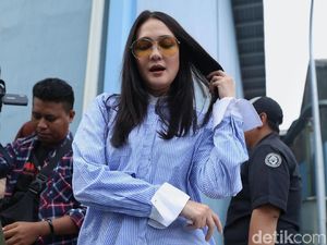 Luna Maya Hadapi Praperadilan Hari ini, Melaney Ricardo Beri Semangat