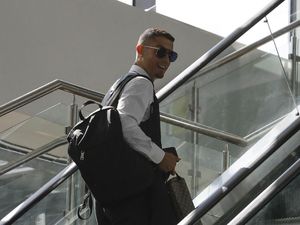 Cristiano Ronaldo Bikin Tim-Tim Italia Iri dengan Juventus