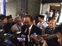 Paloh: Tak Ada Salahnya Samad Masuk Nominasi Cawapres Jokowi