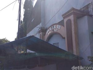 Fakta-fakta Gerbang Sekolah Gaib di Garut Fakta-fakta Gerbang Sekolah Gaib di Garut