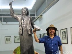 Tisna Sanjaya Bawa Karya Instalasi Respons Kondisi Indonesia ke Australia