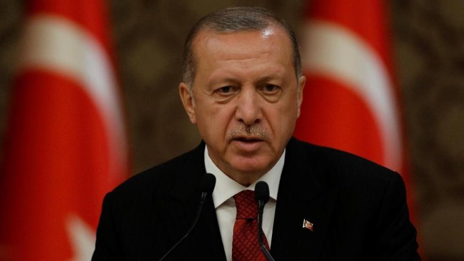 Trump Serukan Erdogan Bebaskan Pendeta AS yang Ditahan di Turki
