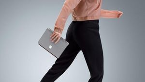 Penampakan Tablet Rp 5 Jutaan Microsoft Surface Go