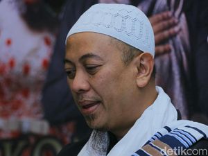 Sidang Putusan Cerai Opick dan Dian Rositaningrum Ditunda Sidang Putusan Cerai Opick dan Dian Rositaningrum Ditunda