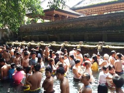 Pura Tirta Empul Bali, Dari Mata Air Beracun Jadi Kolam Suci