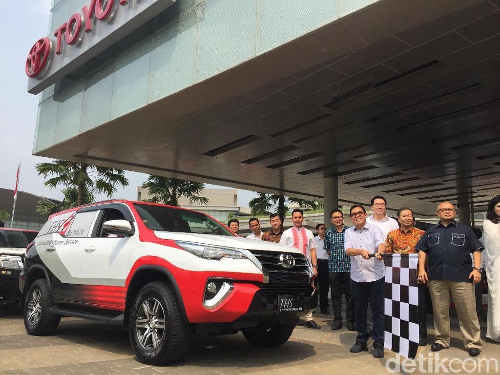 SUV Fortuner Jadi Mobil Servis Toyota SUV Fortuner Jadi Mobil Servis Toyota