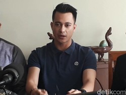 Eza Gionino: Sekalipun Saya Menikah, Tidak akan Saya Tinggalkan Ibu!