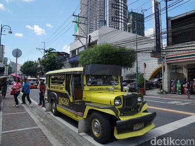 Foto: Bukan Mikrolet, Ini Jeepney Filipina!
