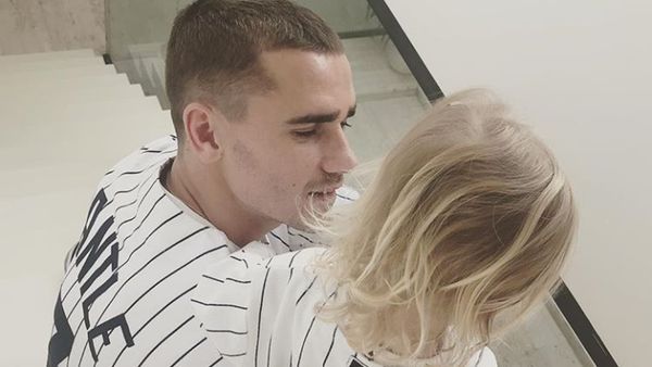 Penyayang Anak, Antoine Griezmann Ayah Idaman Banget