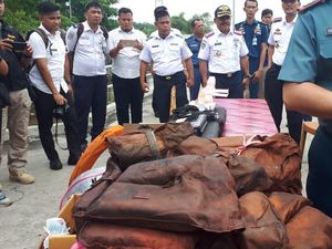 Kapal Penumpang Over Kapasitas di Riau Diamankan TNI AL