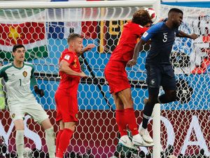 Video: Gol Samuel Umtiti! Prancis 1-0 Belgia Video: Gol Samuel Umtiti! Prancis 1-0 Belgia