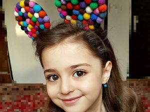 Mahdis Mohammadi, Bocah Asal Iran yang Cantik Seperti Boneka