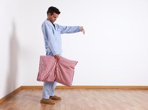 Kok Bisa Ya Ada Orang yang Tidur Sambil Berjalan? Ini Jawabannya Kok Bisa Ya Ada Orang yang Tidur Sambil Berjalan? Ini Jawabannya