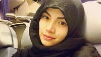 Penampilan Nikita Mirzani dengan Hijabnya, Makin Cantik?
