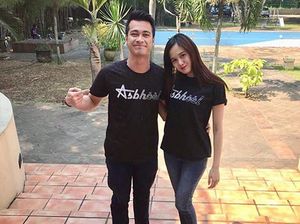 Teruntuk Ibunda, Eza Gionino Mohon dengan Air Mata untuk Restui Meiza Teruntuk Ibunda, Eza Gionino Mohon dengan Air Mata untuk Restui Meiza