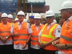 Sandi Pantau 6 Proyek Tol Dalam Kota: Target Selesai 2023