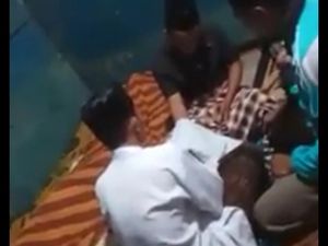 Dramatis! Pemuda NTB Nikahi Mayat Kekasihnya Dramatis! Pemuda NTB Nikahi Mayat Kekasihnya