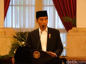 Jokowi Jawab Kritik Gaung Asian Games Belum Terasa Jokowi Jawab Kritik Gaung Asian Games Belum Terasa