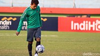 Egy sudah bersama-sama Timnas yang tengah menyiapkan diri untuk berduel dengan Malaysia di semifinal Piala AFF U-19.