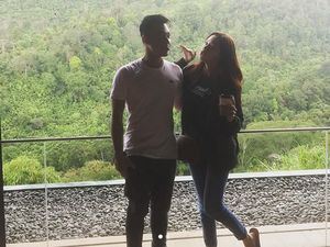 Tak Dapat Restu dari Ibu Eza Gionino, Ini Curhatan Hati Meiza Aulia Tak Dapat Restu dari Ibu Eza Gionino, Ini Curhatan Hati Meiza Aulia