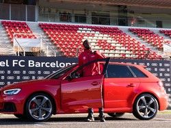 Bonus Mobil Audi RS3 Sportback untuk Samuel Umtiti