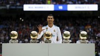 Cristiano Ronaldo sendiri punya lima kali koleksi Ballon dOr (Getty Images)
