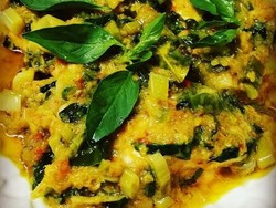 Sedap Harum Ayam Woku Balanga Cocok Dinikmati Siang Ini
