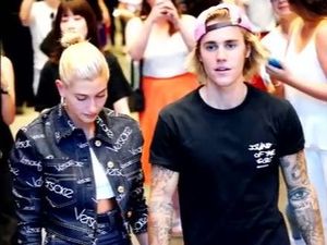 Reaksi Justin Bieber saat Ditanya Kabar Hailey Baldwin Hamil Reaksi Justin Bieber saat Ditanya Kabar Hailey Baldwin Hamil