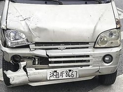 Pakai Pelat Tulisan Tangan, Pria di China Ditangkap Polisi