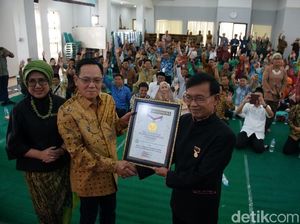 Libatkan 1.091 Guru, Program Pelatihan Pendidikan Karakter Ini Pecahkan Rekor