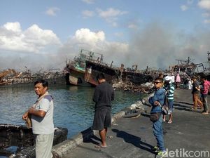 Polisi: 45 Kapal Terbakar di Benoa