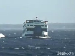 Viral Kapal Terombang-ambing, Syahbandar Ketapang Akui di Selat Bali