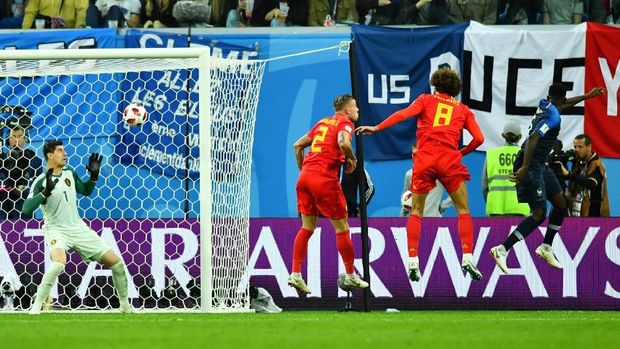 Samuel Umtiti memastikan kemenangan Prancis atas Belgia.
