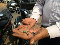 Bolehkah Fasos/Fasum Diserobot Jadi Pos Ormas atau Parkir Liar?