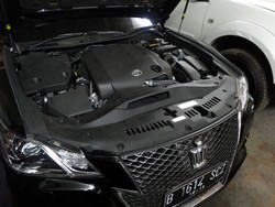 KPK Lelang SUV dan Sedan Mewah Bekas Koruptor