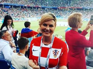 Saat Presiden Kroasia yang Bergaya Sopan Disamakan dengan Bintang Porno Saat Presiden Kroasia yang Bergaya Sopan Disamakan dengan Bintang Porno