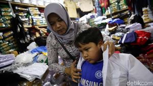 Berburu Seragam Sekolah di Tahun Ajaran Baru