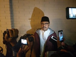 Beri Ucapan Selamat, Gus Ipul Tak Akan Gugat Kemenangan Khofifah
