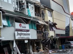 3 Orang Diperiksa Terkait Ledakan di Ruko Kebayoran Baru