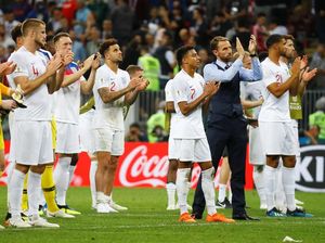 Tak Bawa Trofi Piala Dunia, Inggris Tetap Pulang Sebagai Pahlawan