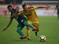 Bhayangkara FC Gagal Menang karena Salah Sendiri