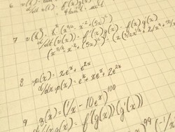 Apa Benar Tanda Kecerdasan Bisa Terlihat dari Tulisan Tangan?