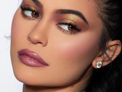 Makin Hits! Kylie Jenner Kini Punya Filter Foto Sendiri di Instagram