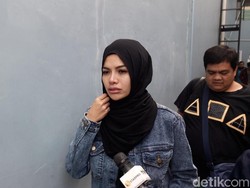 Insomnia sampai Susah Makan, Perjuangan Nikita Mirzani Berhijab