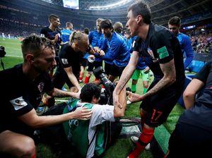 Hebohnya Perayaan Gol Mandzukic, Sampai Tindih Seorang Fotografer
