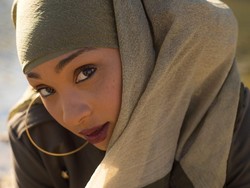 Kenalan dengan Alia, Rapper Manis Berhijab Asal Amerika