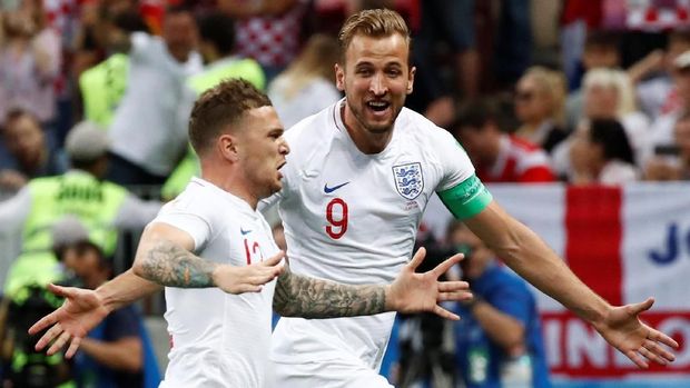 Kieran Trippier bawa Inggris unggul 1-0 atas Kroasia di babak pertama.